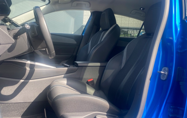 peugeot-308-1-2-puretech-130ch-s-s-allure-eat8 - 881184713