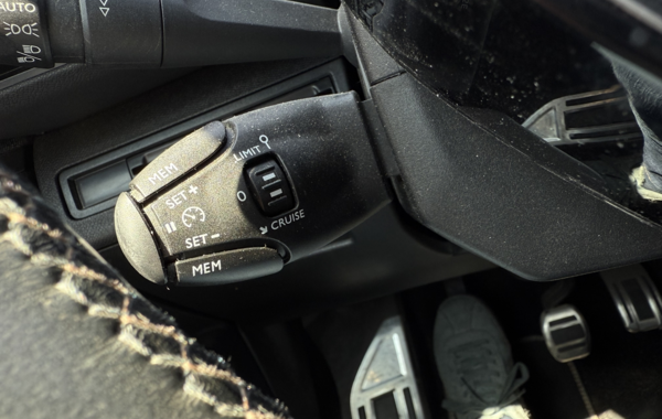 peugeot-3008-1-2-puretech-130ch-s-s-gt-line - 881734713