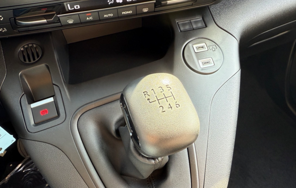 citroen-berlingo-taille-m-1-5-bluehdi-100ch-s-s-plus-5-places-n1 - 882934713