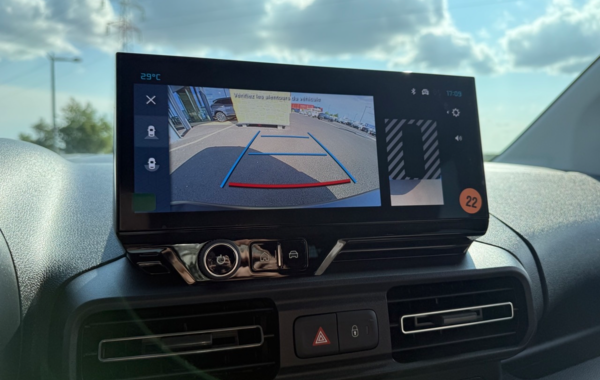 citroen-berlingo-taille-m-1-5-bluehdi-100ch-s-s-plus-5-places-n1 - 882934713