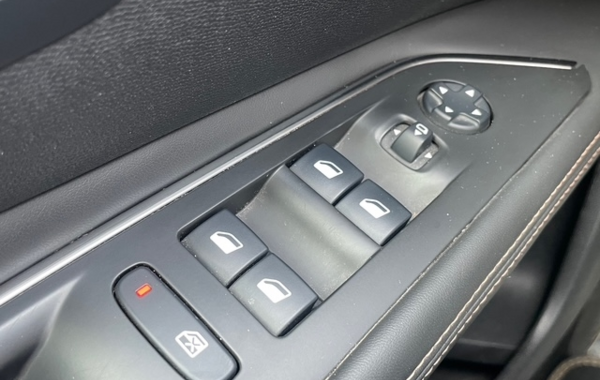 peugeot-3008-2-0-bluehdi-180ch-s-s-gt-line-eat8 - 883614713