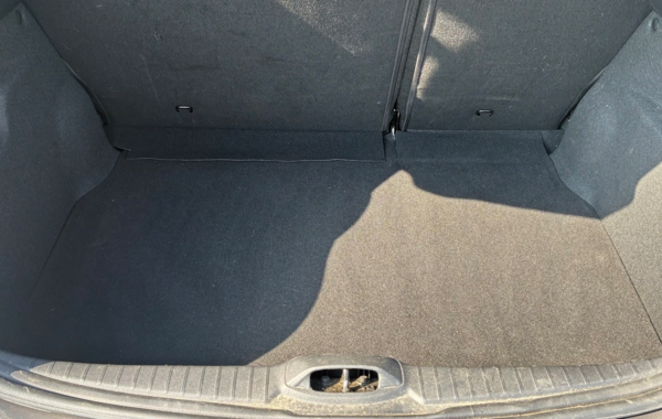 peugeot-208-1-5-bluehdi-100ch-e6-c-tech-edition-bvm5-86g-5p - 884094713