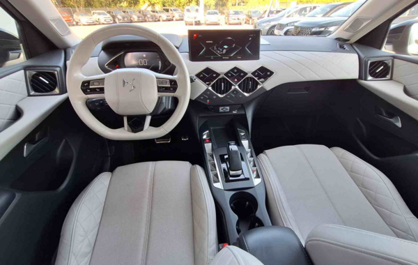 ds-ds-3-crossback-e-tense-grand-chic-4cv - 885004713