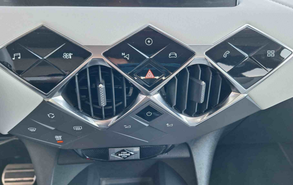 ds-ds-3-crossback-e-tense-grand-chic-4cv - 885004713