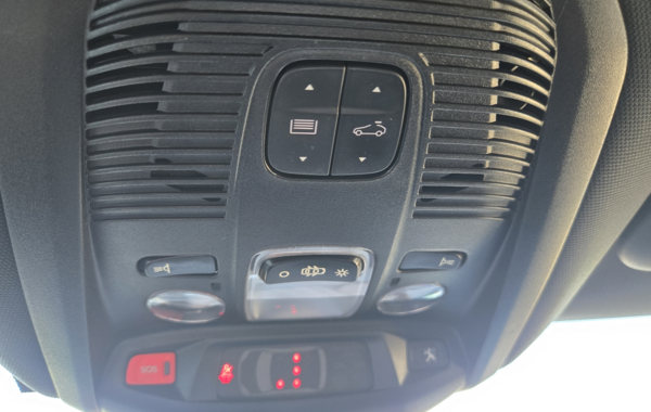 peugeot-3008-hybrid-225ch-gt-line-e-eat8 - 885024713