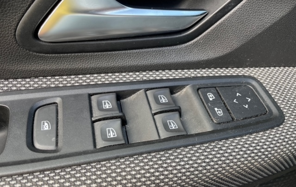 dacia-sandero-1-0-tce-90ch-confort - 886384713