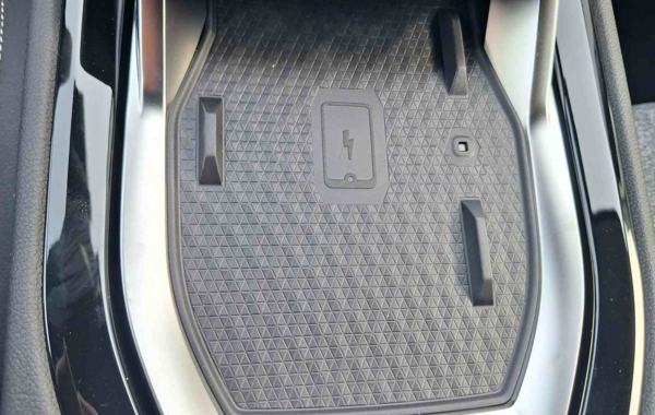 renault-austral-1-2-e-tech-full-hybrid-200ch-techno-25 - 887604713