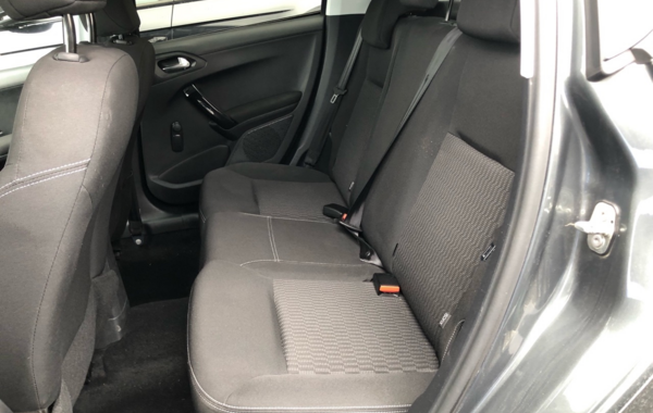 peugeot-208-1-2-puretech-82ch-active-s-s-etg5-5p - 887844713