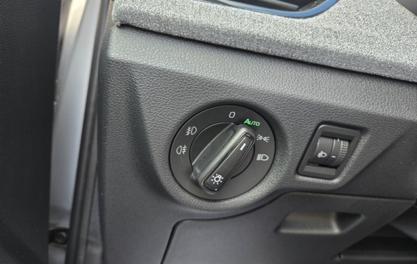 skoda-kamiq-1-0-tsi-evo-2-116ch-selection-dsg7 - 888084713