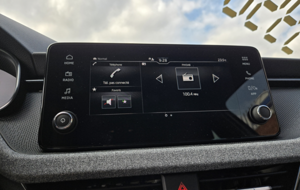 skoda-kamiq-1-0-tsi-evo-2-116ch-selection-dsg7 - 888084713