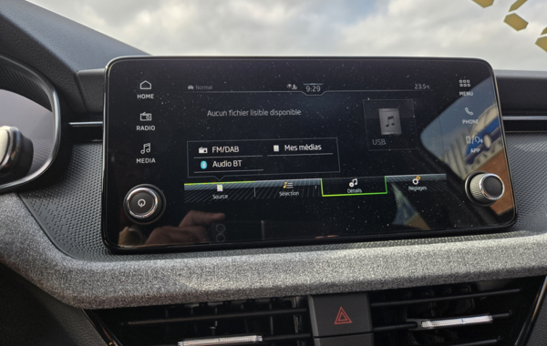 skoda-kamiq-1-0-tsi-evo-2-116ch-selection-dsg7 - 888084713