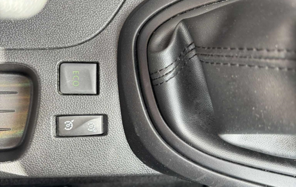 renault-captur-1-5-dci-90ch-stop-start-energy-business-eco2-euro6-2015 - 889254713