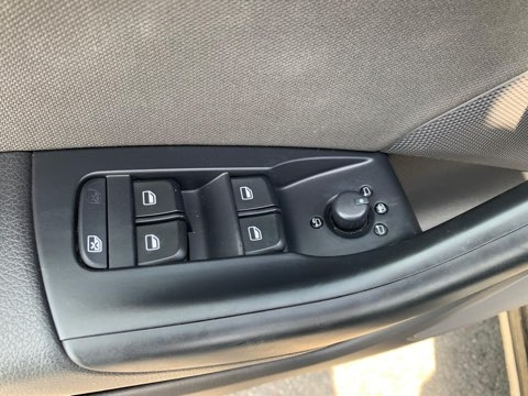 audi-q3-2-0-tdi-150ch-ultra-ambiente - 889834713