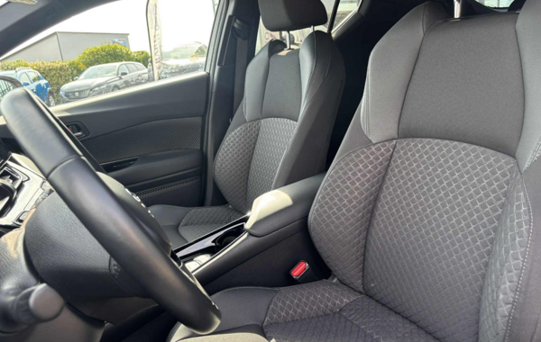 toyota-c-hr-184h-edition-2wd-e-cvt-my22 - 890514713