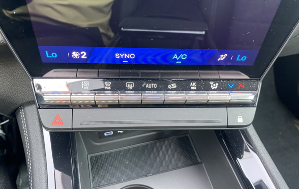 renault-espace-vi-1-2-e-tech-full-hybrid-200ch-techno-7-places-25 - 890904713