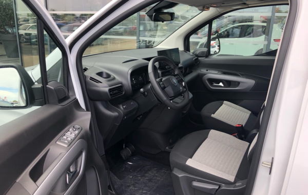 citroen-berlingo-taille-m-1-5-bluehdi-130ch-s-s-max-eat8-5-places - 891534713