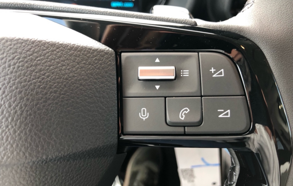 citroen-berlingo-taille-m-1-5-bluehdi-130ch-s-s-max-eat8-5-places - 891534713