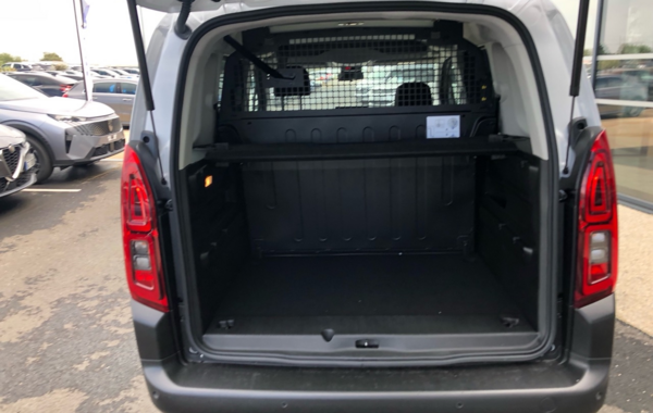 citroen-berlingo-taille-m-1-5-bluehdi-130ch-s-s-max-eat8-5-places - 891534713