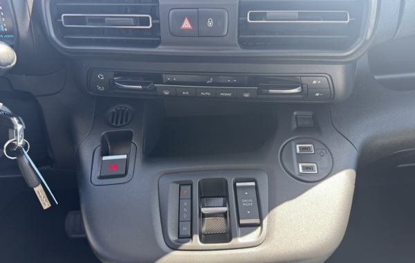 citroen-berlingo-taille-m-1-5-bluehdi-130ch-s-s-max-eat8-5-places - 891734713