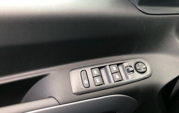 citroen-berlingo-taille-m-1-5-bluehdi-130ch-s-s-max-eat8-5-places - 891824713