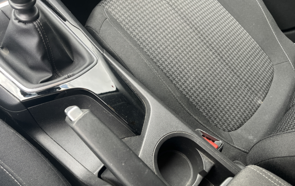 peugeot-308-sw-1-5-bluehdi-100ch-e6-c-s-s-active - 892104713