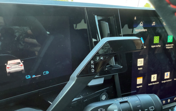 renault-austral-1-2-e-tech-full-hybrid-200ch-esprit-alpine-25 - 892464713