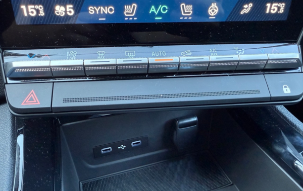 renault-austral-1-2-e-tech-full-hybrid-200ch-esprit-alpine-25 - 892464713