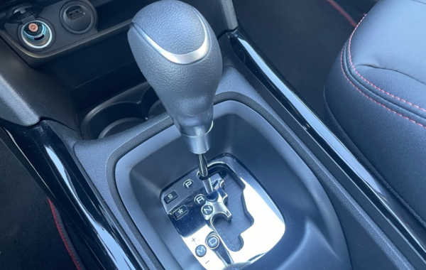 peugeot-2008-1-2-puretech-110ch-e6-c-gt-line-s-s-eat6 - 893054713