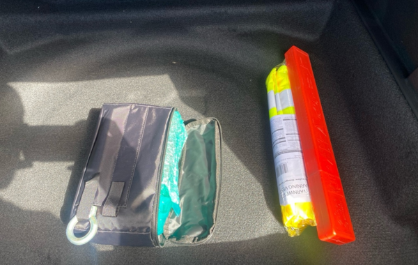 peugeot-3008-1-2-hybrid-145ch-allure-e-dcs6 - 896214713