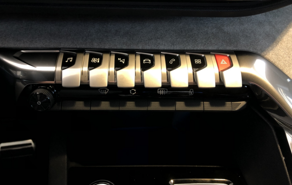 peugeot-3008-1-2-puretech-130ch-s-s-gt-eat8 - 36158575