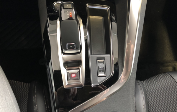 peugeot-3008-1-2-puretech-130ch-s-s-gt-eat8 - 36158575