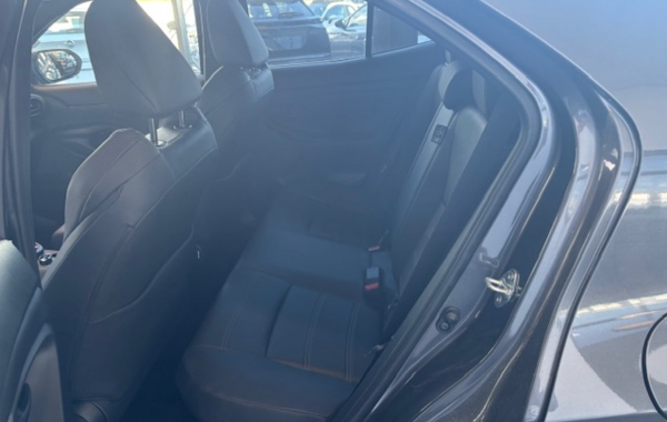 toyota-yaris-cross-116h-premiere-awd-i-my21 - 39318575