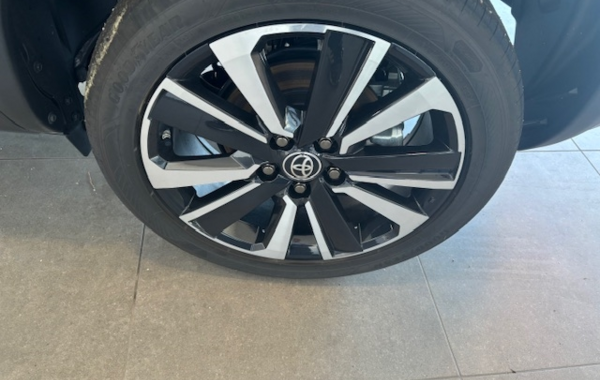 toyota-yaris-cross-116h-premiere-awd-i-my21 - 39318575