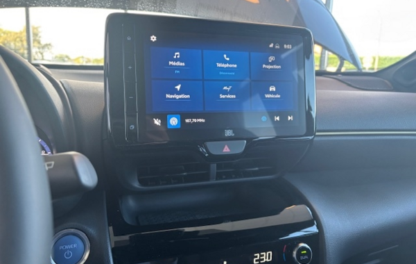 toyota-yaris-cross-116h-premiere-awd-i-my21 - 39318575