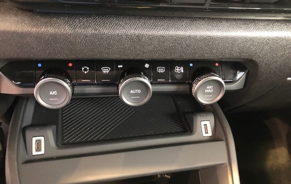 citroen-c4-puretech-130ch-s-s-shine-eat8 - 52038575