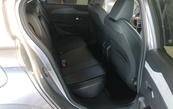 peugeot-308-1-5-bluehdi-130ch-s-s-allure-pack-eat8 - 52148575