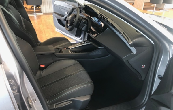 peugeot-308-1-5-bluehdi-130ch-s-s-allure-pack-eat8 - 52148575