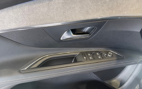 peugeot-3008-1-2-puretech-130ch-s-s-gt-eat8 - 52368575