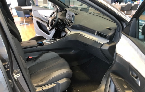 peugeot-5008-1-2-puretech-130ch-s-s-gt-eat8 - 52438575