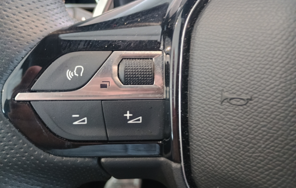 peugeot-5008-1-2-puretech-130ch-s-s-gt-eat8 - 52468575