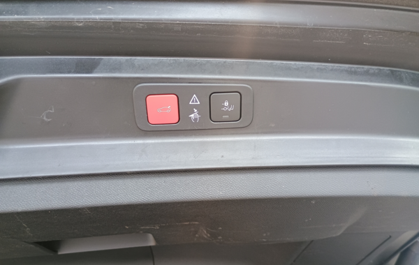 peugeot-5008-1-2-puretech-130ch-s-s-gt-eat8 - 52468575