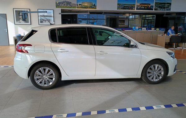 peugeot-308-1-2-puretech-130ch-s-s-allure-business - 53058575