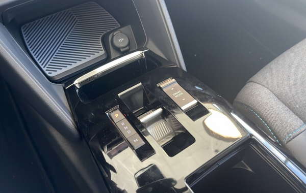 citroen-c4-x-puretech-130ch-s-s-shine-eat8 - 53628575