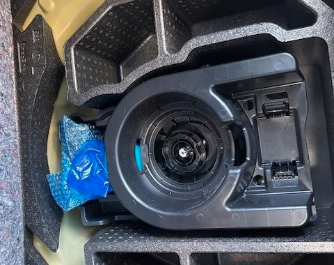 peugeot-208-1-2-puretech-100ch-s-s-allure-pack-eat8 - 54888575