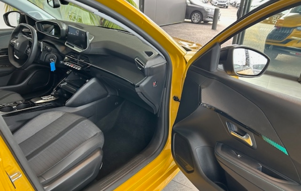 peugeot-208-1-2-puretech-100ch-s-s-allure-pack-eat8 - 54888575