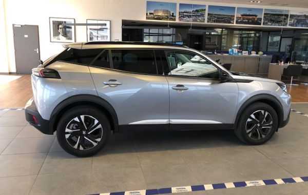 peugeot-2008-1-2-puretech-130ch-s-s-allure-eat8 - 55908575