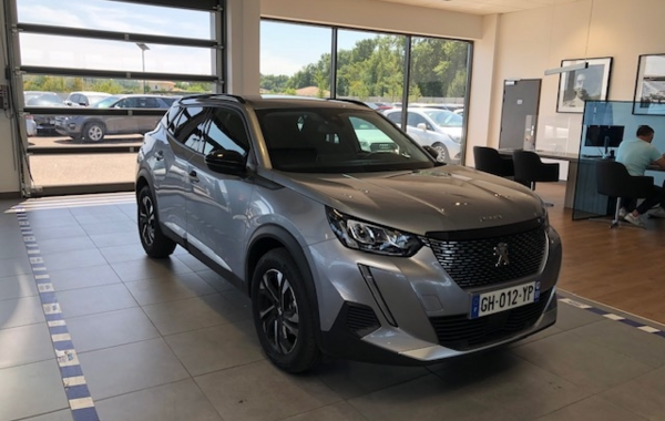 peugeot-2008-1-2-puretech-130ch-s-s-allure-eat8 - 55908575