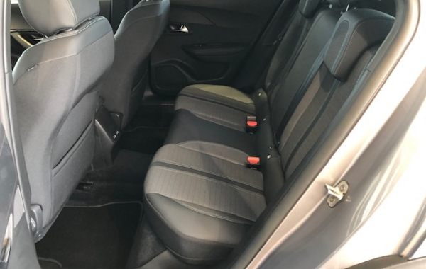 peugeot-2008-1-2-puretech-130ch-s-s-allure-eat8 - 55908575