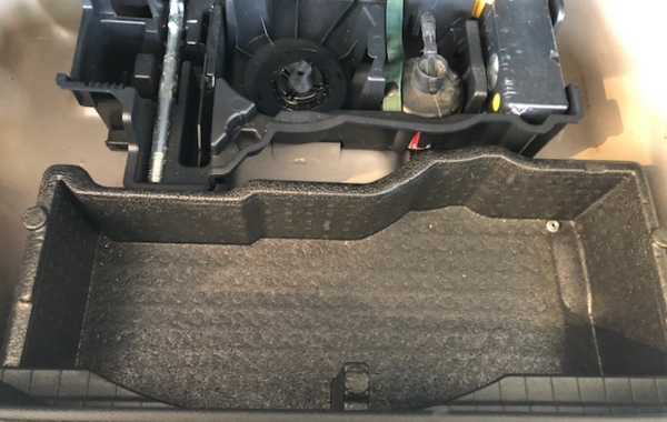 peugeot-2008-1-2-puretech-130ch-s-s-allure-eat8 - 55908575