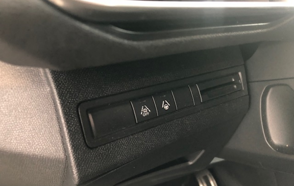 peugeot-5008-1-5-bluehdi-130ch-s-s-gt-eat8 - 55918575